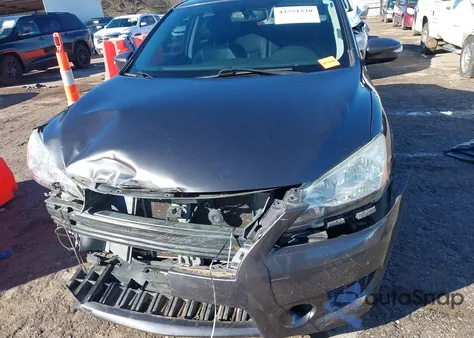 2015 Nissan Sentra Sr z USA, uszkodzony, nr VIN 3N1AB7APXFY217639